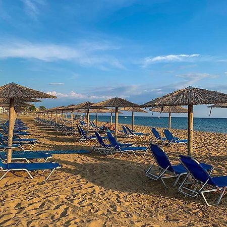 Aris Seaside Issos Beach Ájosz Jeórjosz Kültér fotó