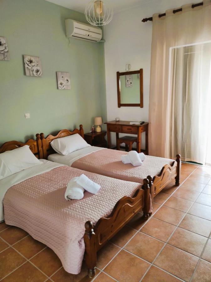 Aris Seaside Issos Beach Ájosz Jeórjosz Kültér fotó